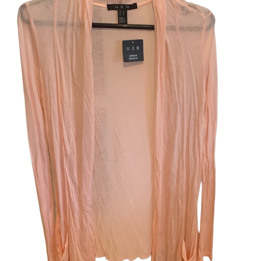 NWT URBAN PLANET U2B LIGHT PINK SWEATER 🔥🔥🔥